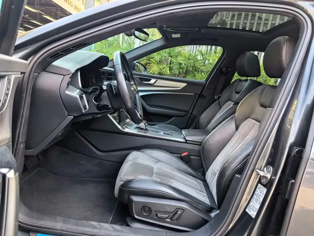 Audi A6L 2022 из CN, фото 5