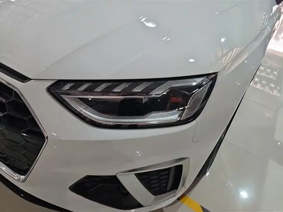 Audi A4L 2024 из CN, фото 5