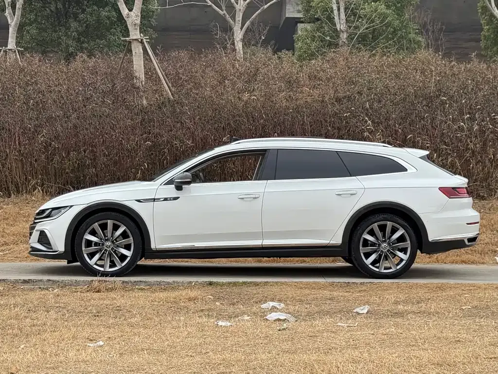 Volkswagen CC 2022 из CN, фото 10