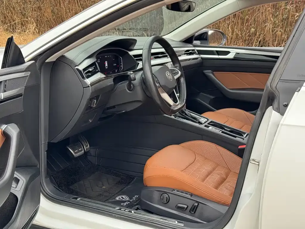 Volkswagen CC 2022 из CN, фото 8