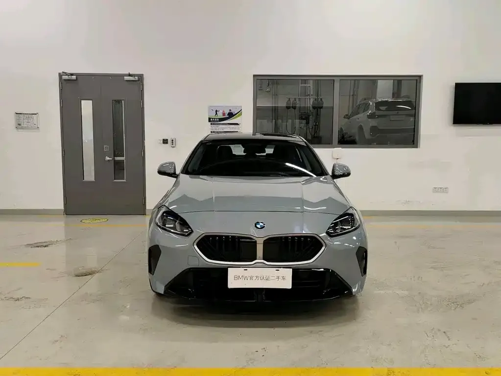 BMW 2 Series 2025 из CN, фото 2