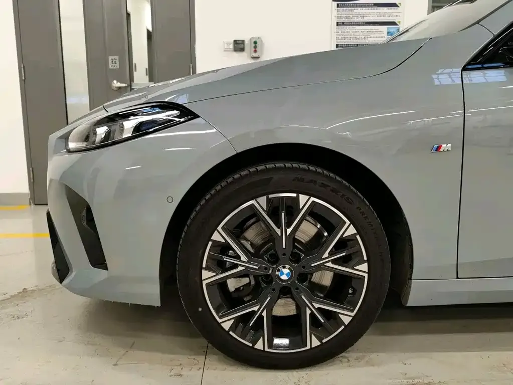 BMW 2 Series 2025 из CN, фото 8
