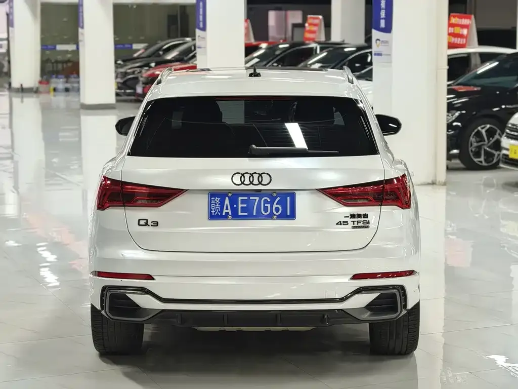 Audi Q3 2023 из CN, фото 8