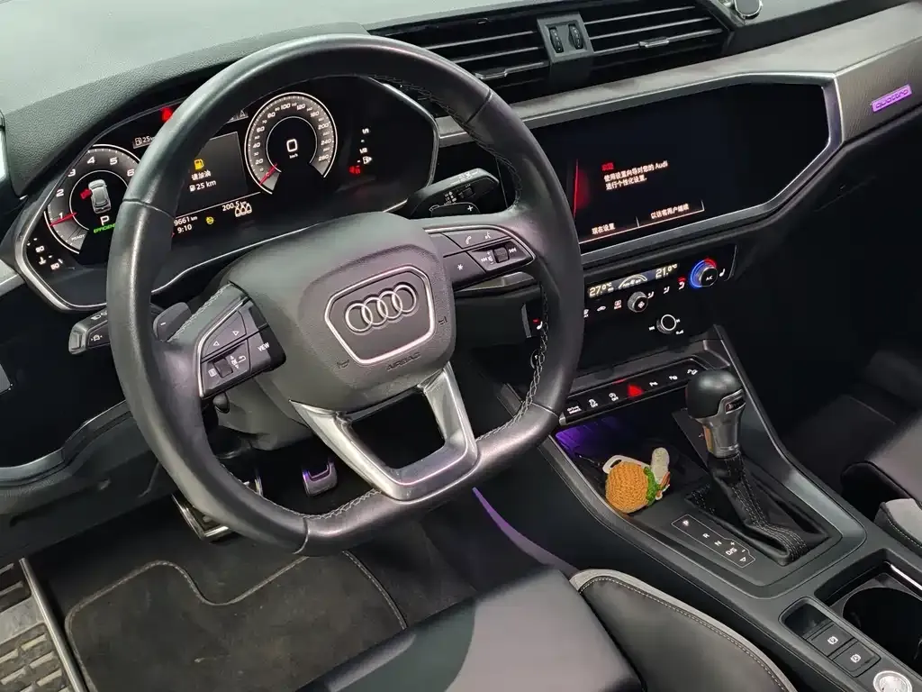 Audi Q3 2023 из CN, фото 2