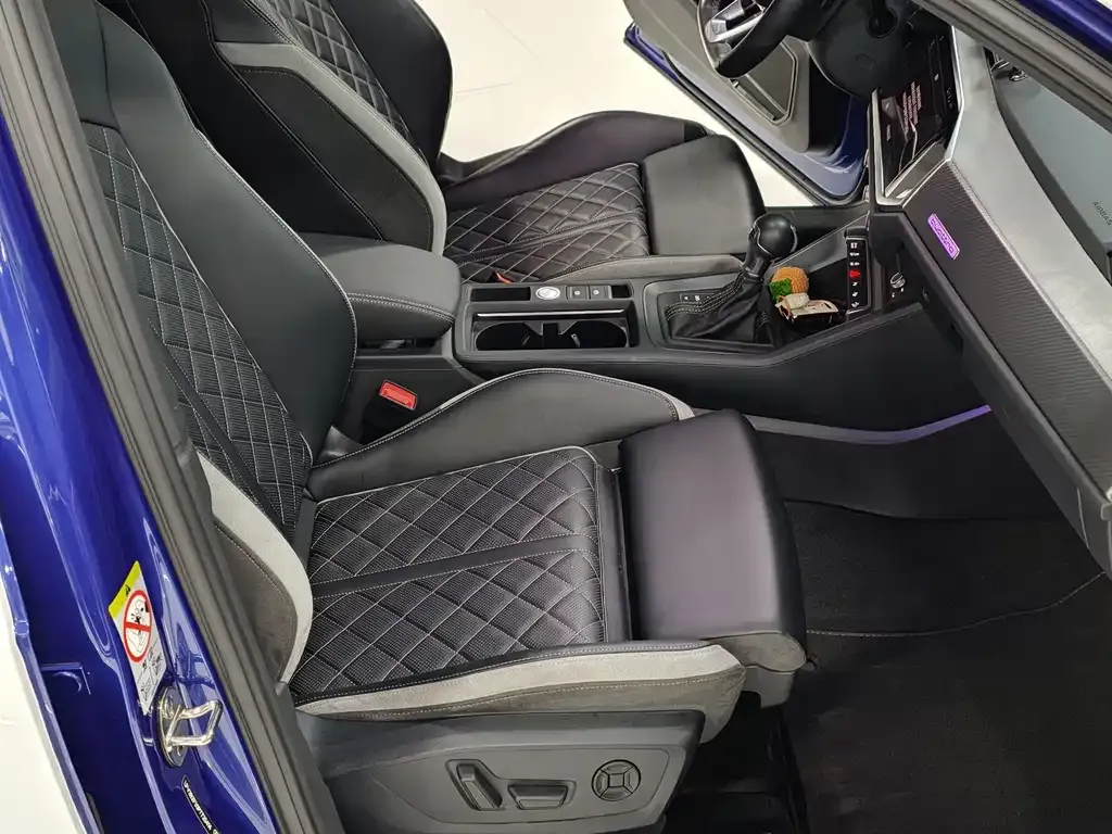 Audi Q3 2023 из CN, фото 5