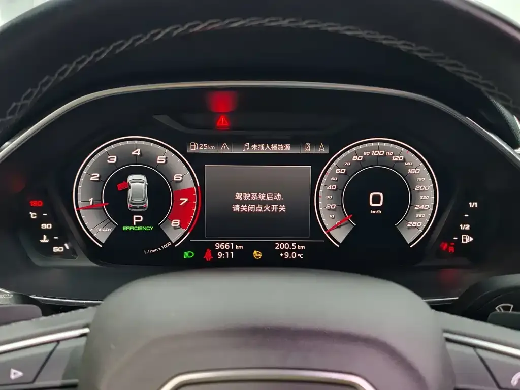 Audi Q3 2023 из CN, фото 9