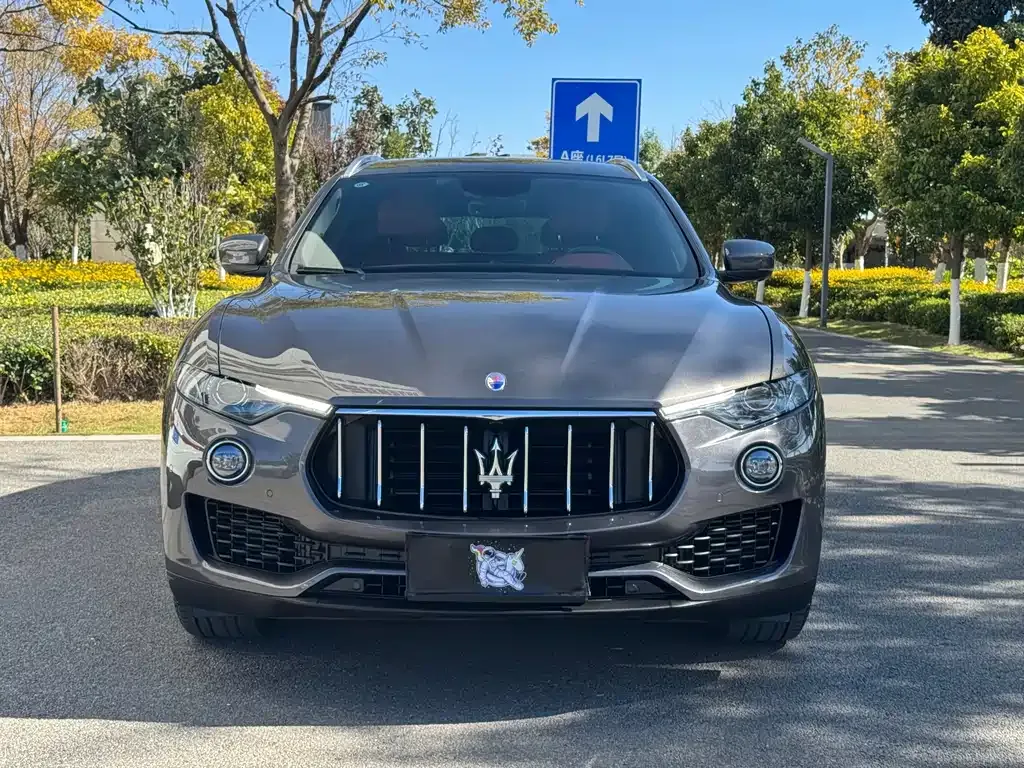 Maserati Levante — фото 5