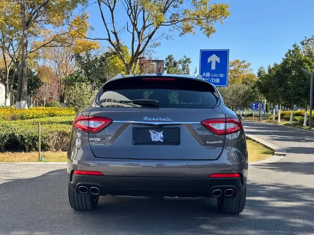 Maserati Levante — фото 8