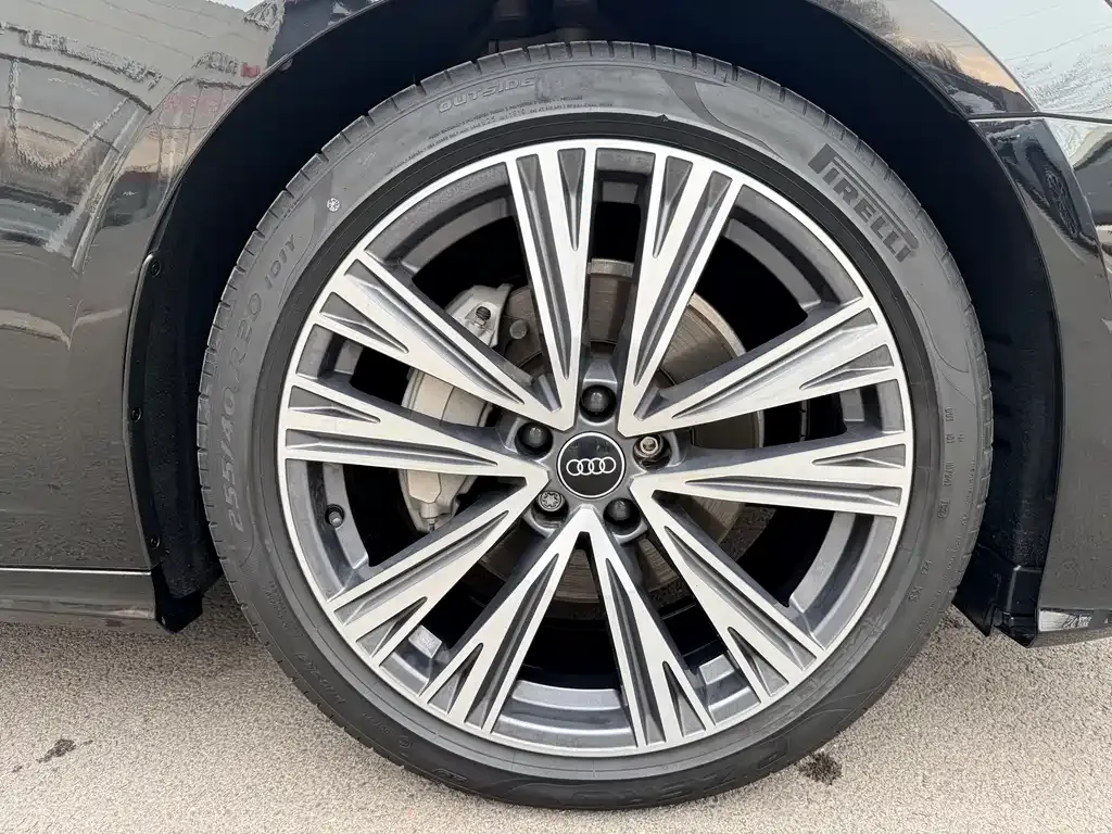 Audi A6L 2024 из CN, фото 7
