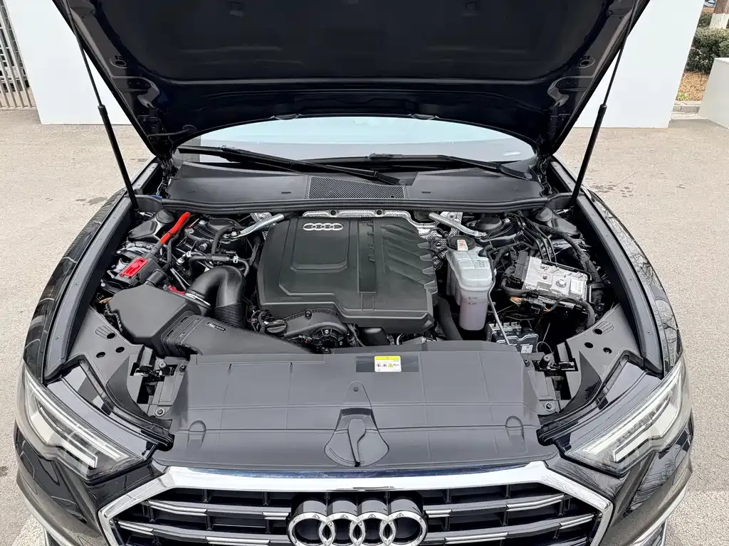 Audi A6L 2024 из CN, фото 8