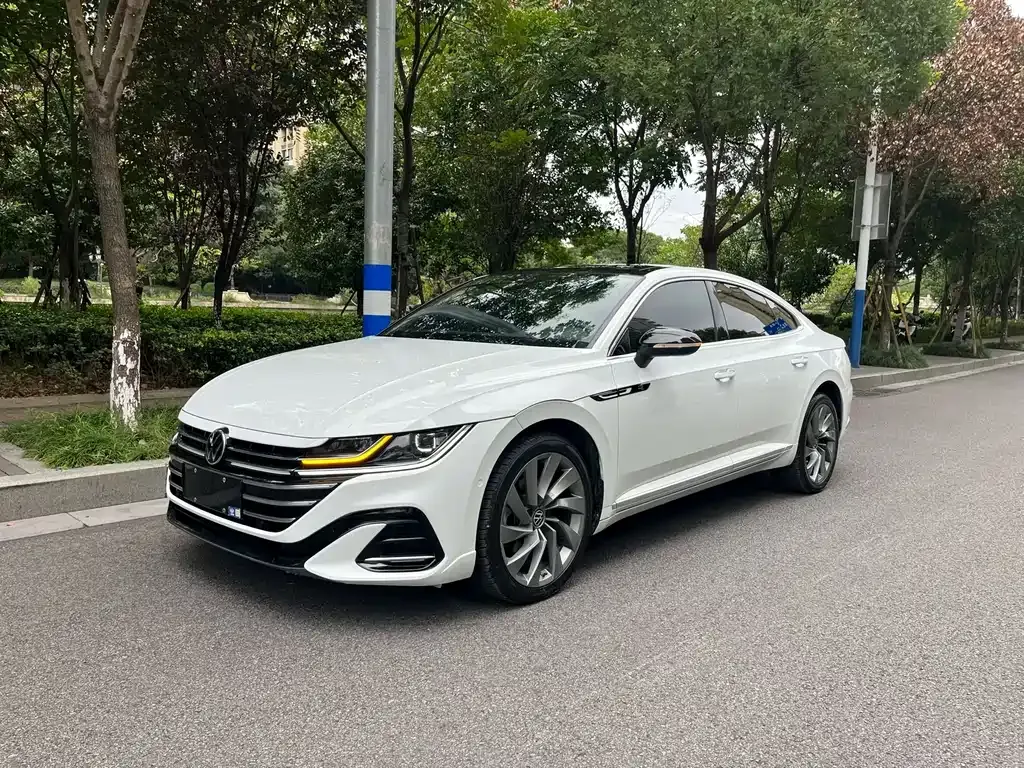 Volkswagen CC — фото 1