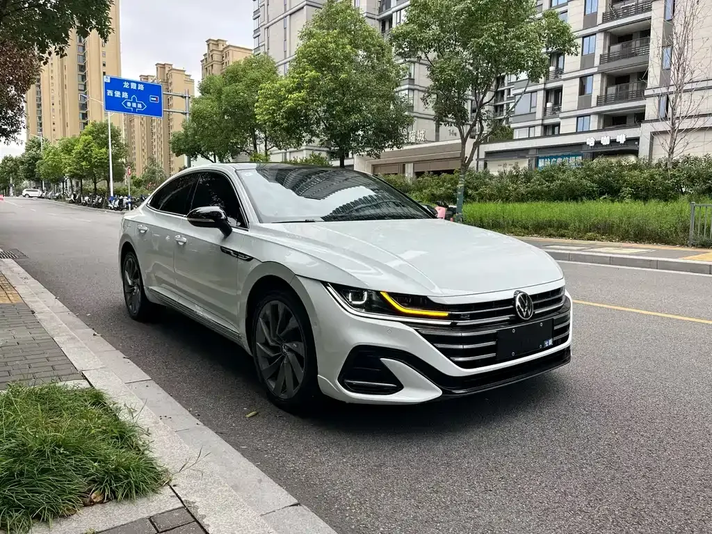 Volkswagen CC — фото 9