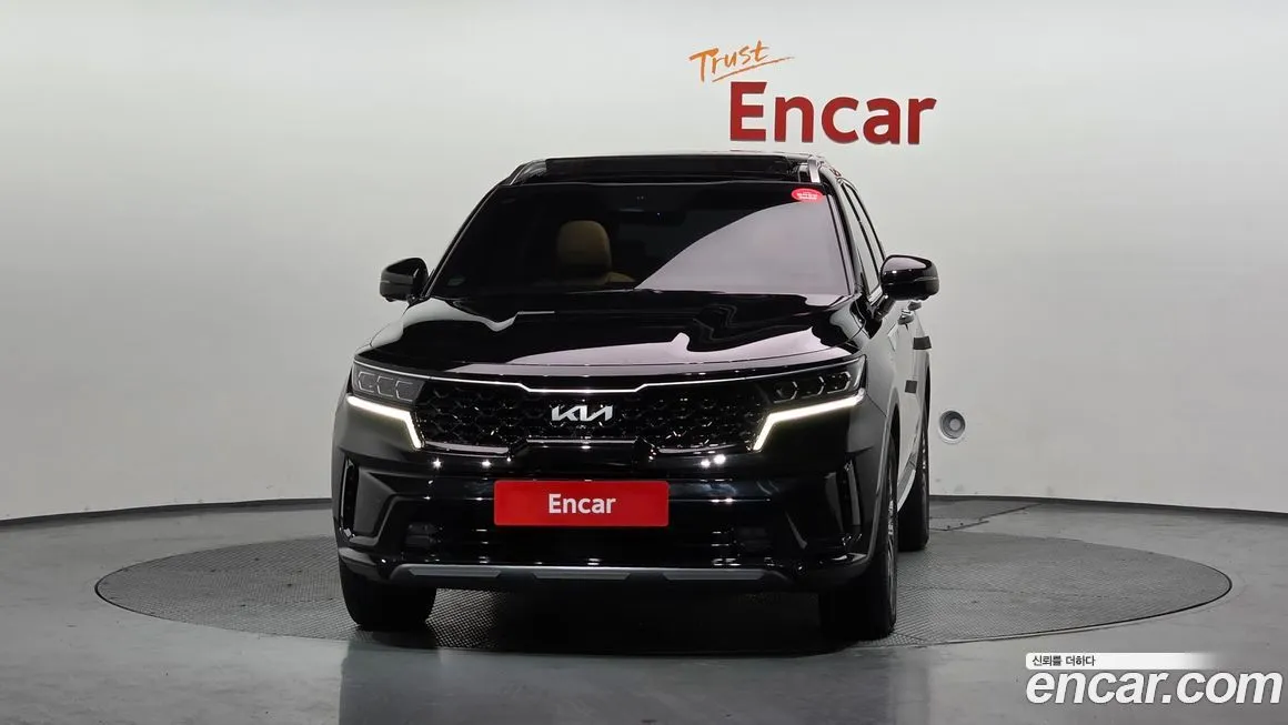 Kia Sorento — фото 6
