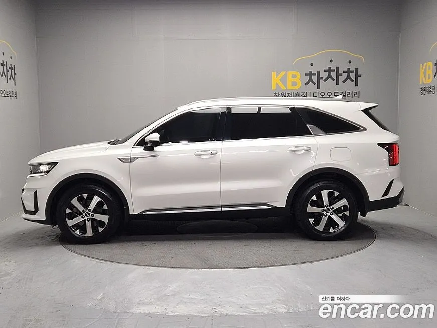 Kia Sorento — фото 4