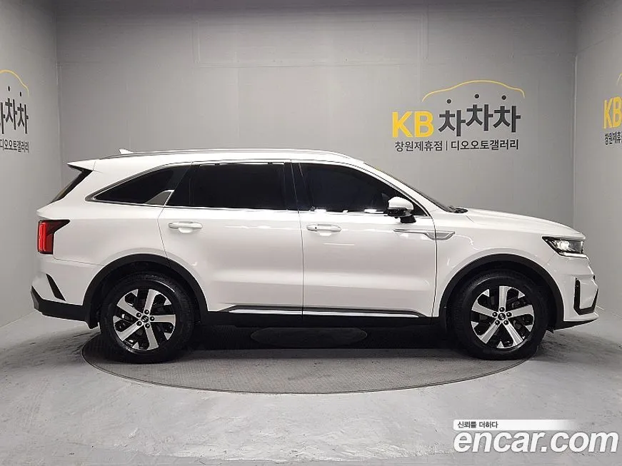Kia Sorento — фото 5