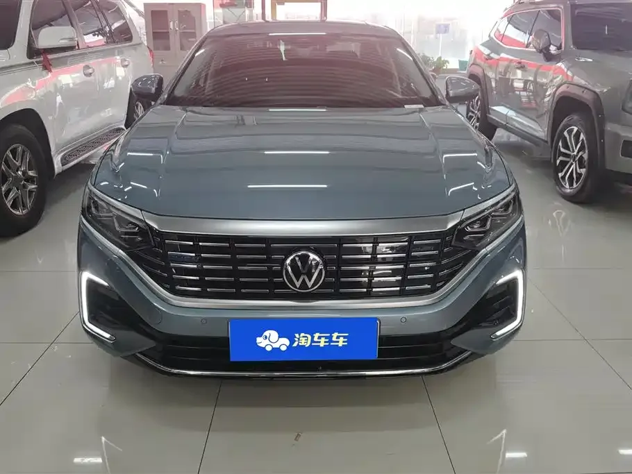 Volkswagen Passat New Energy — фото 8