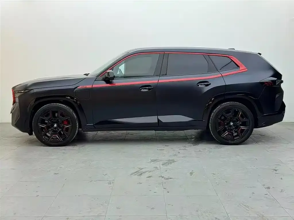 BMW XM 2025 из CN, фото 8