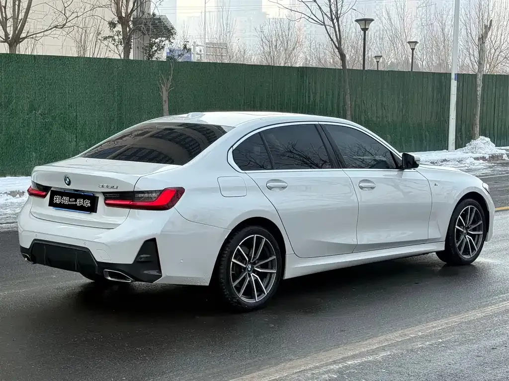 BMW 3 Series 2024 из CN, фото 9