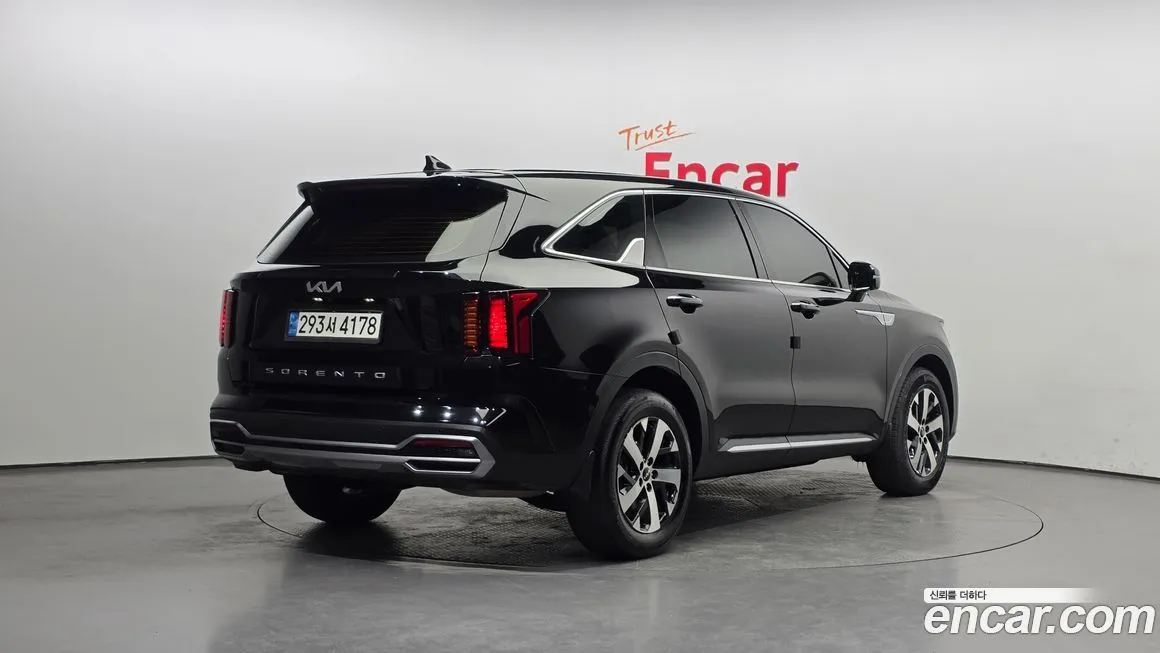 Kia Sorento — фото 4