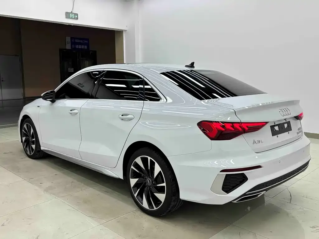 Audi A3 2022 из CN, фото 7