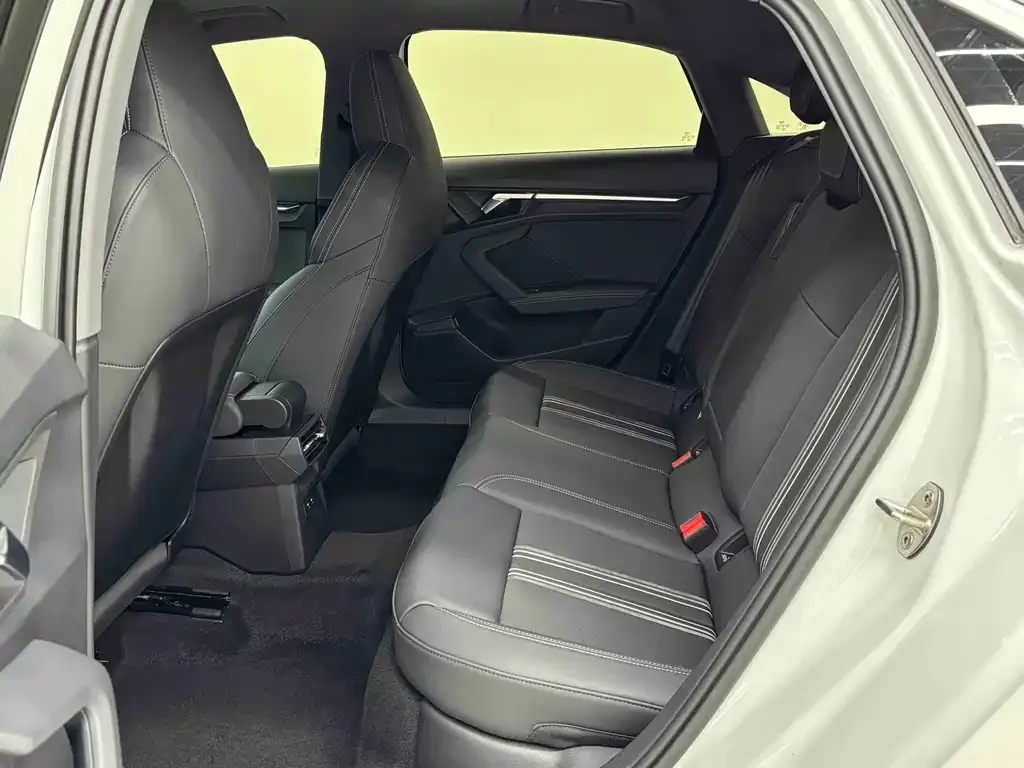 Audi A3 2022 из CN, фото 9