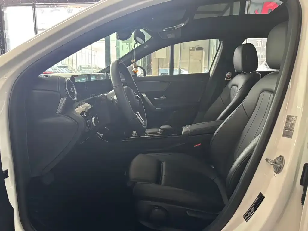 Mercedes-Benz A-Class 2022 из CN, фото 3