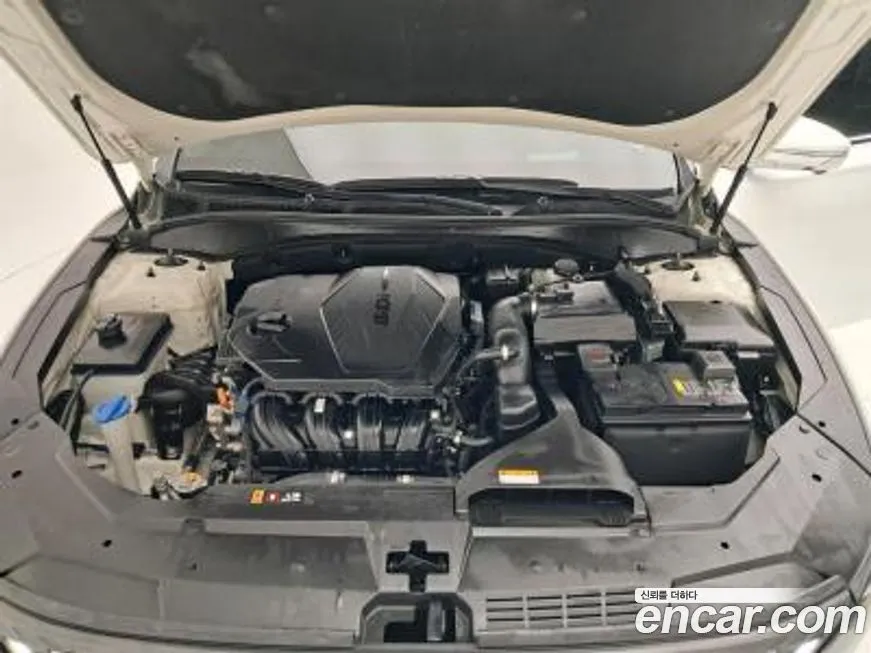 Hyundai Grandeur 2023 из KR, фото 8