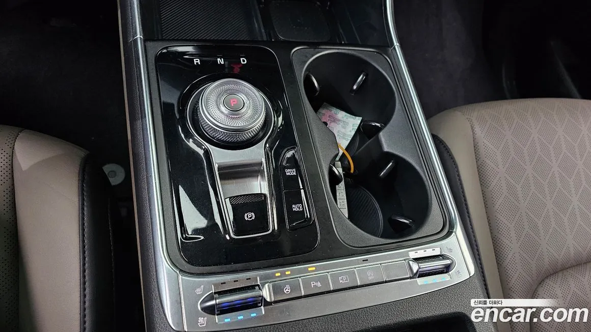 Kia Carnival — фото 10