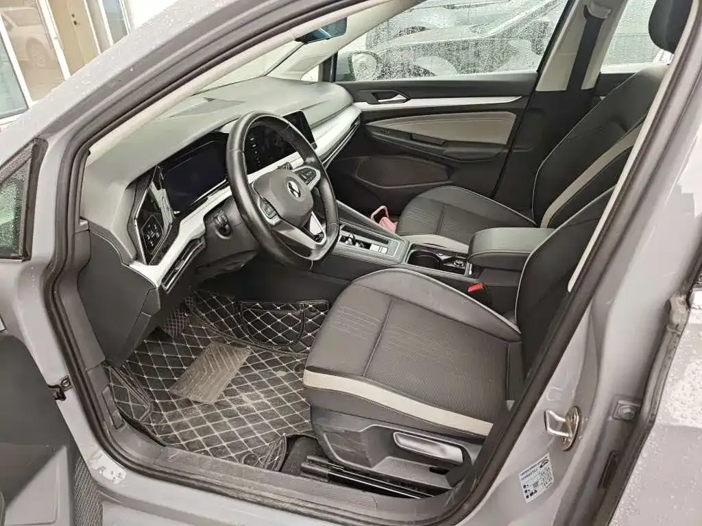 Volkswagen Golf 2021 из CN, фото 5