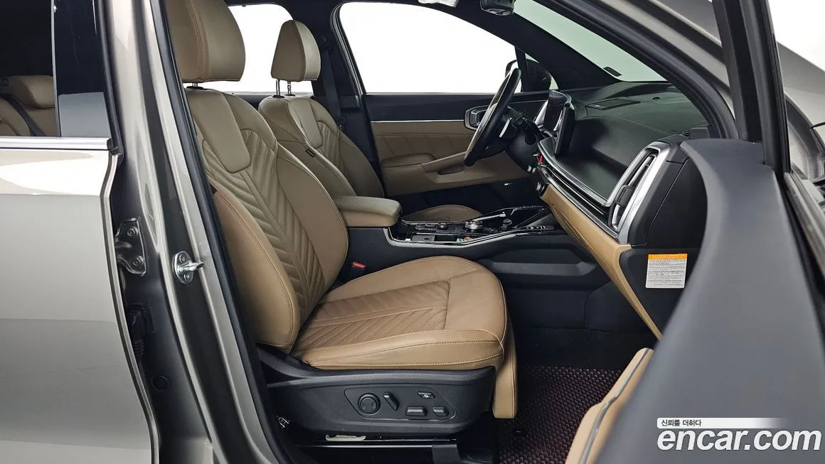 Kia Sorento — фото 7