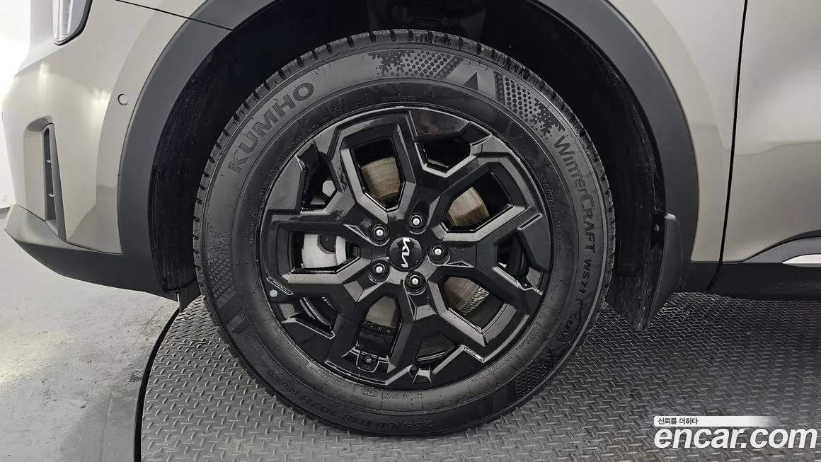 Kia Sorento — фото 9