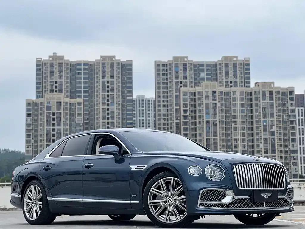 Bentley Flying Spur PHEV 2022 из CN, фото 4