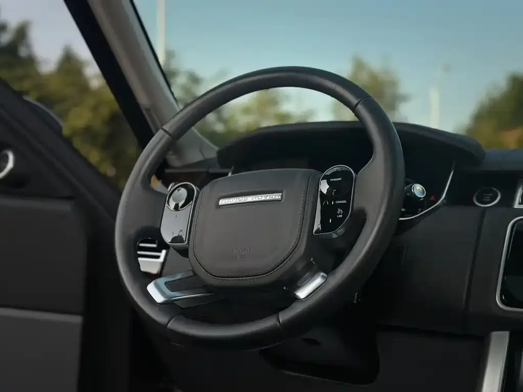 Land Rover Range Rover 2021 из CN, фото 2