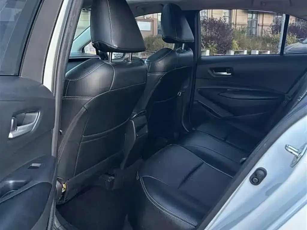 Toyota Corolla 2021 из CN, фото 4