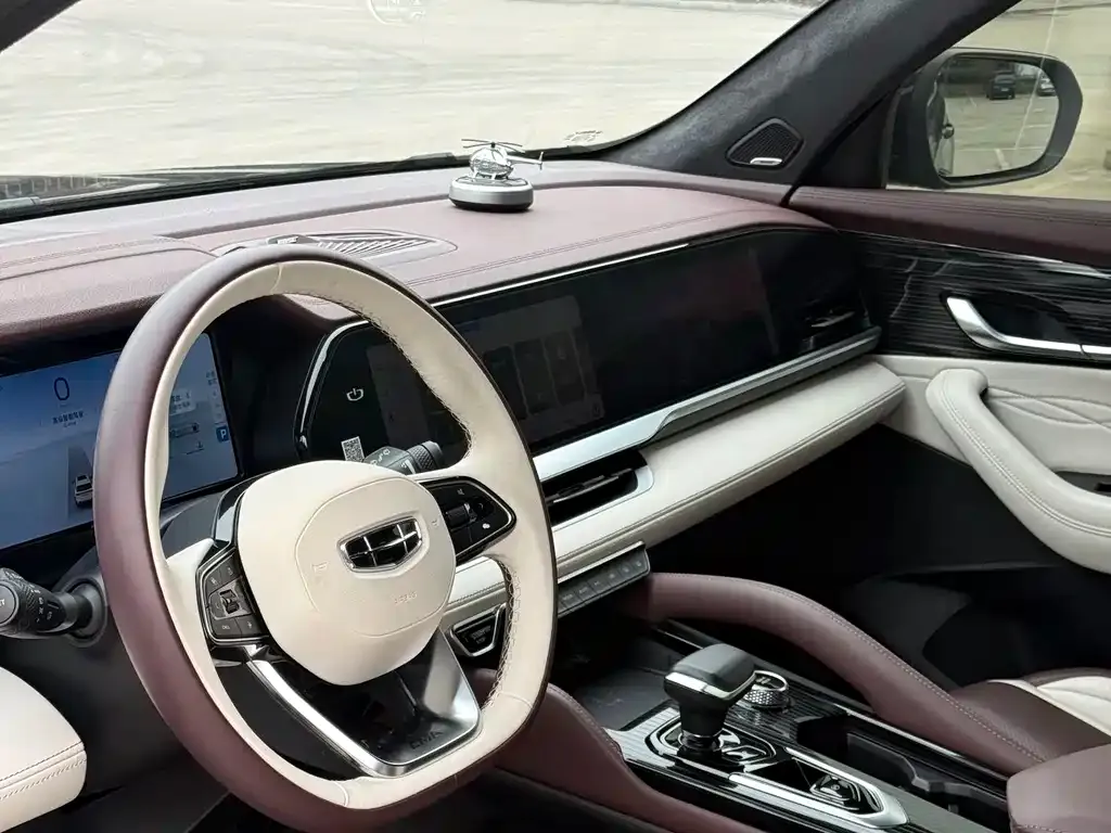 Geely Xingyue L 2022 из CN, фото 4