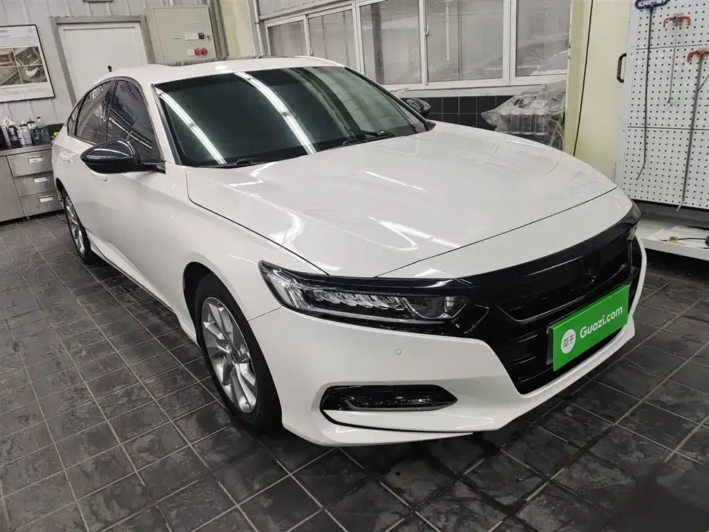 Honda Accord — фото 4