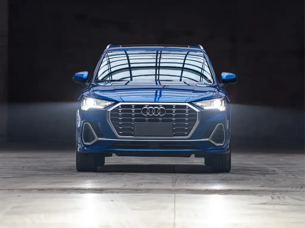 Audi Q3 2023 из CN, фото 6