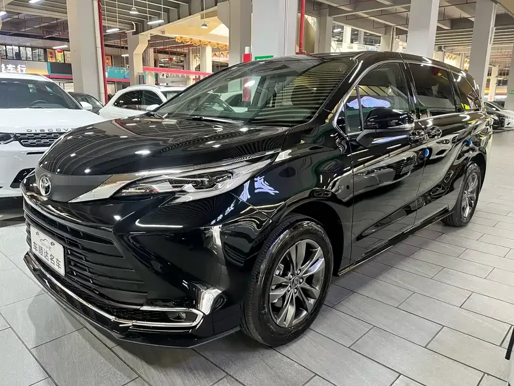 Toyota Sienna 2026 из CN, фото 1