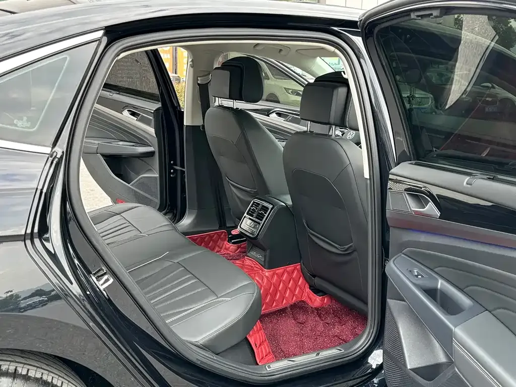 Volkswagen Passat — фото 3