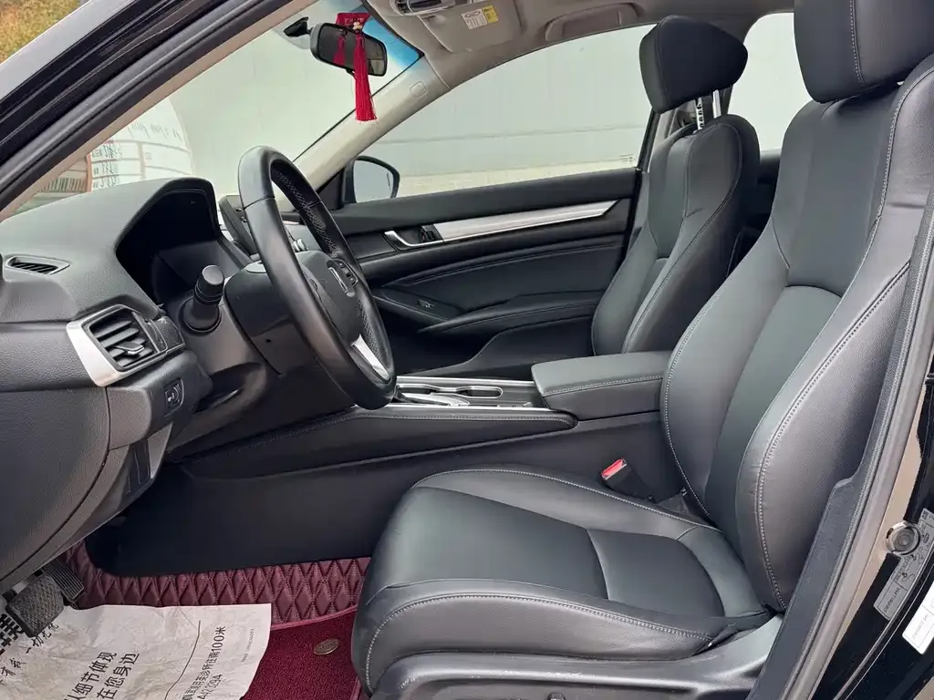 Honda Accord 2021 из CN, фото 2
