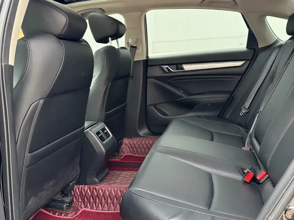 Honda Accord 2021 из CN, фото 5