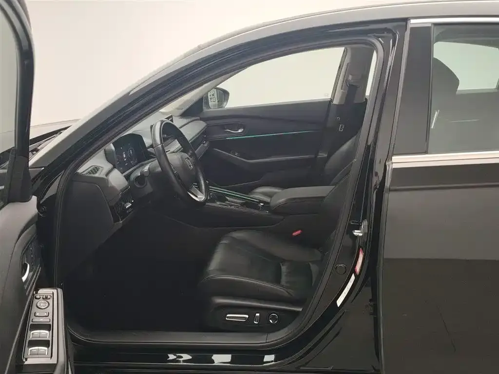 Honda Accord 2023 из CN, фото 5