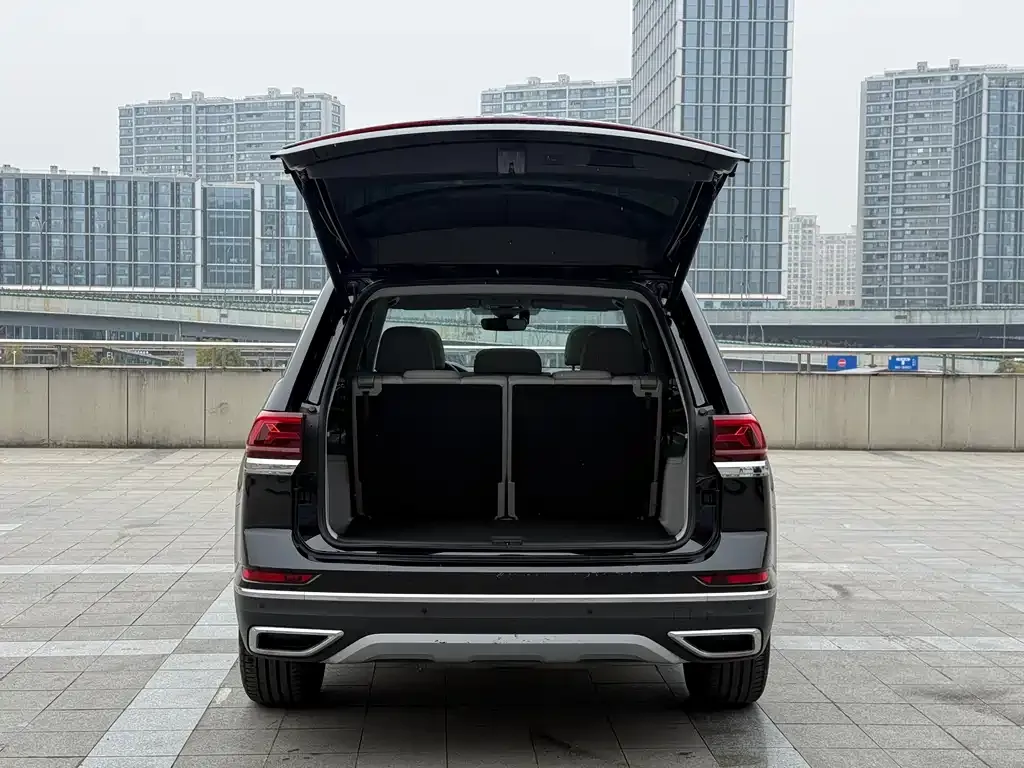 Volkswagen Teramont 2022 из CN, фото 9