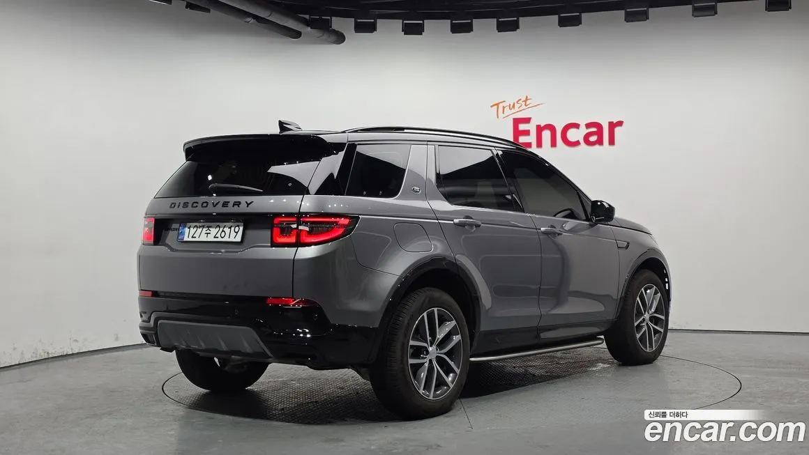 Land Rover Discovery Sport — фото 2