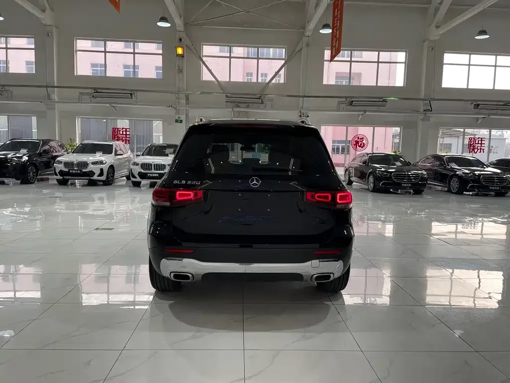 Mercedes-Benz GLB 2023 из CN, фото 3