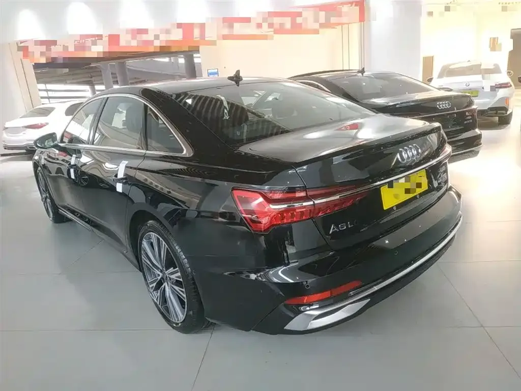 Audi A6L 2025 из CN, фото 8