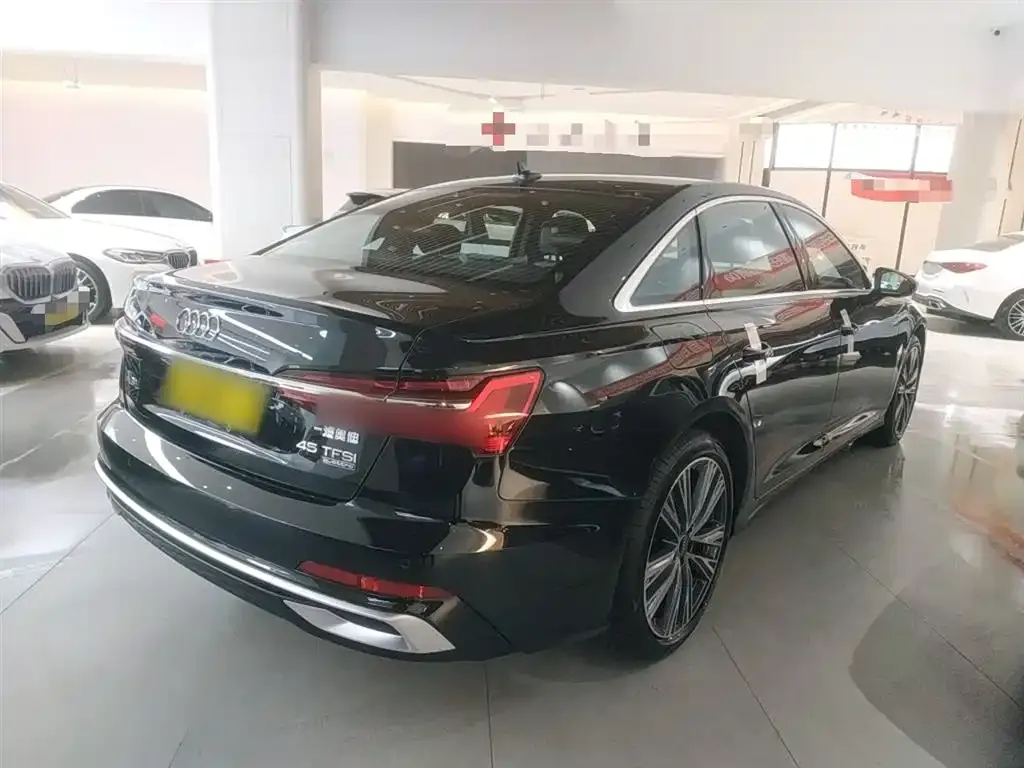 Audi A6L 2025 из CN, фото 9