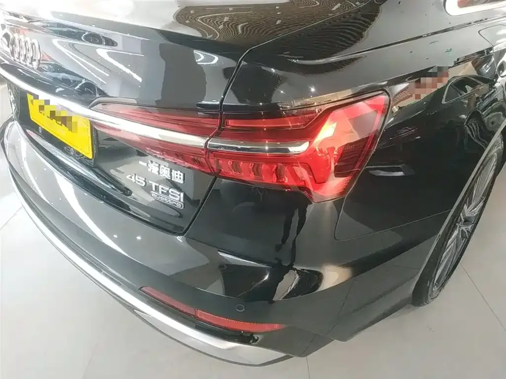 Audi A6L 2025 из CN, фото 4