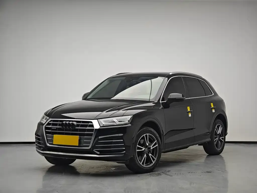 Audi Q5L 2021 из CN, фото 1