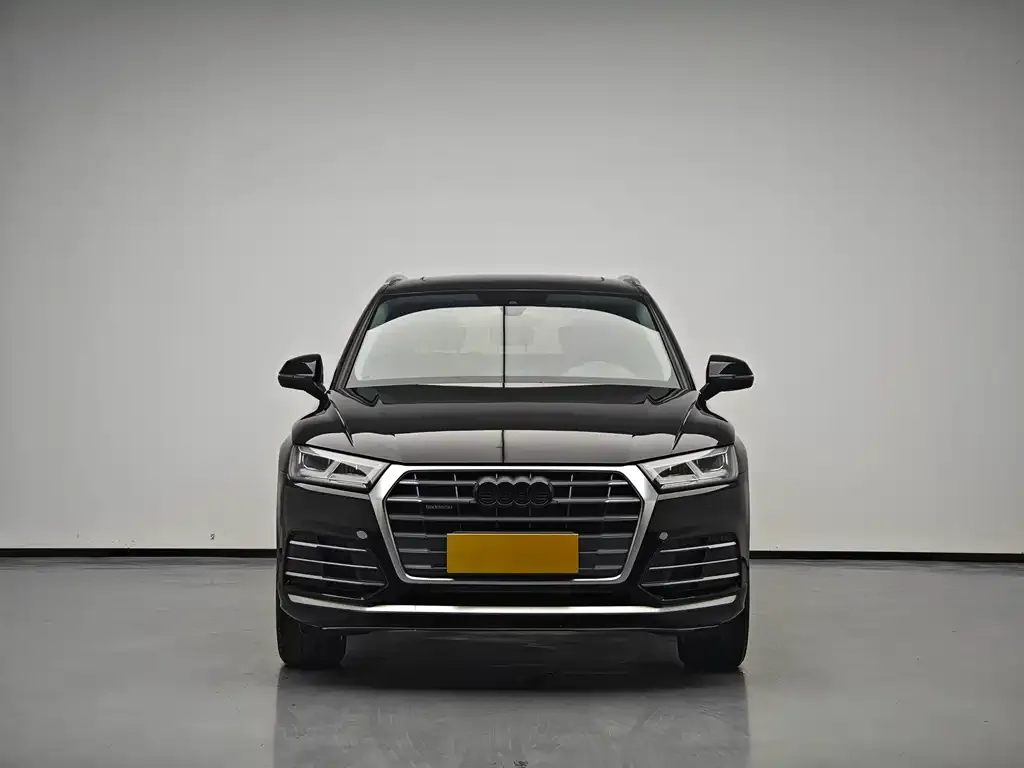 Audi Q5L 2021 из CN, фото 3